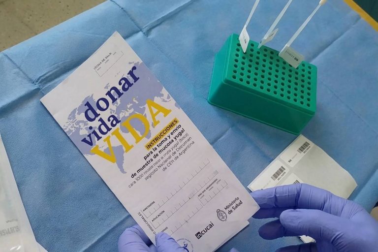 Córdoba incorpora el hisopado bucal como nuevo método para la inscripción de donantes de células de la médula ósea